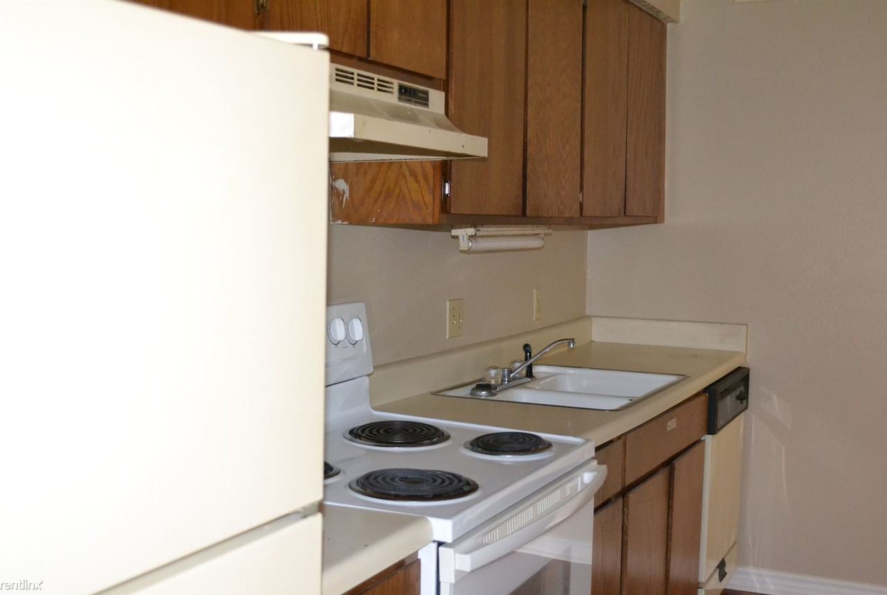 2915 Prairie Flower Cir - Photo 3 of 17