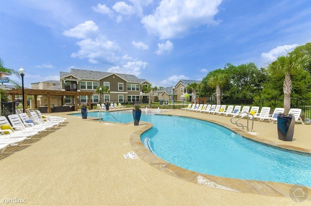 Mansions on the Park - Photo 2 of 7