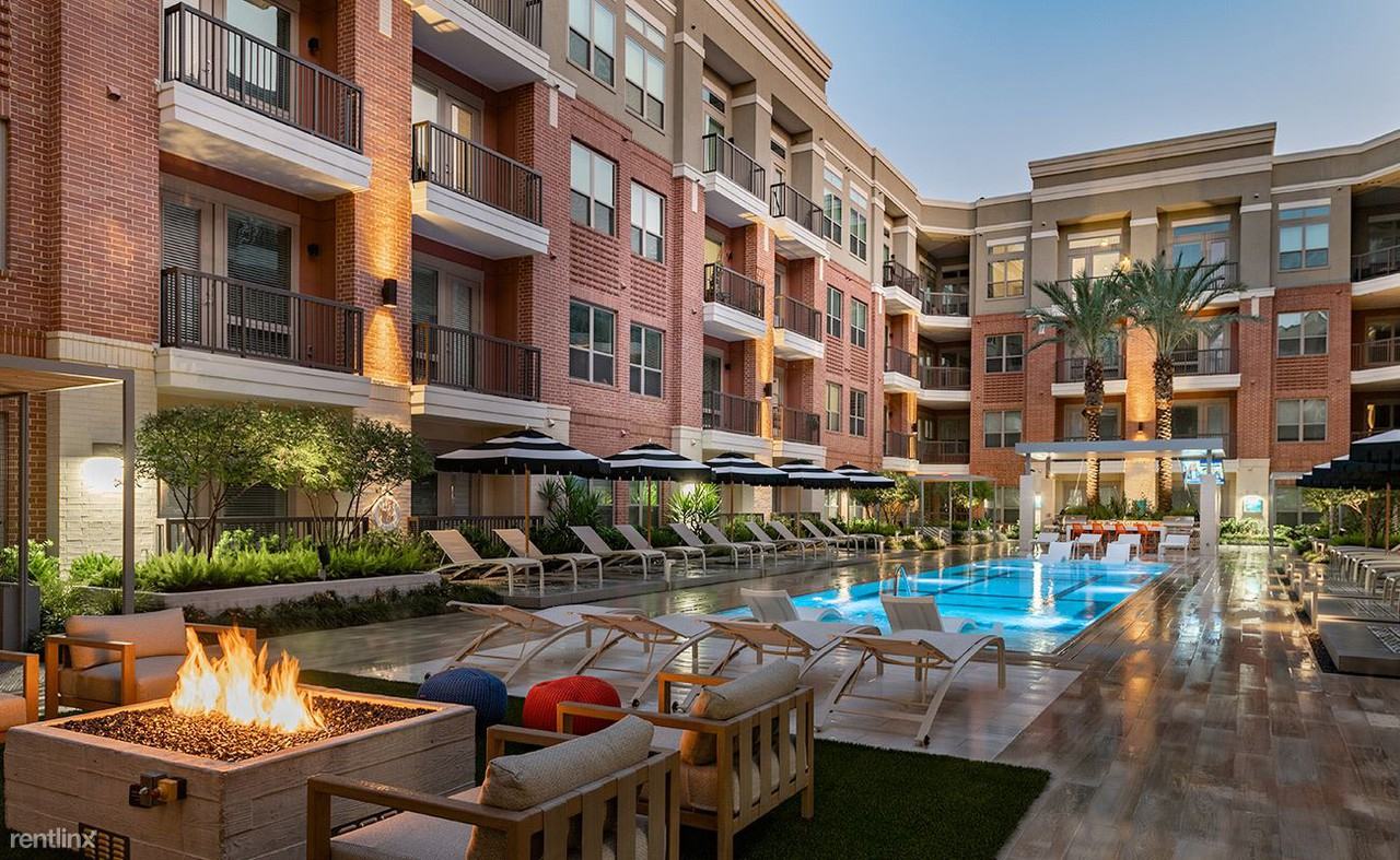 161 Birdsall St - Photo 2 of 7