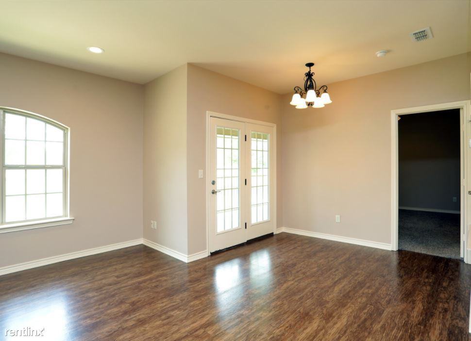 Stonegate Apartments - Photo 2 of 15