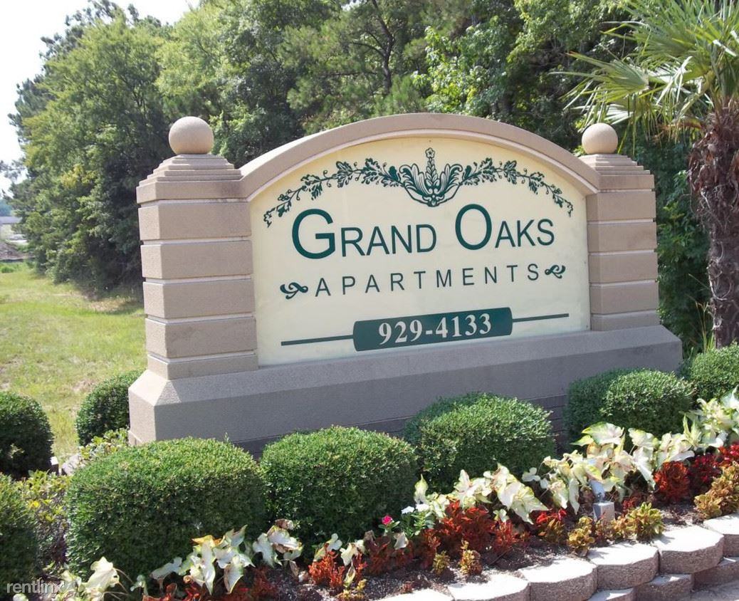 Grand Oaks - Photo 3 of 9