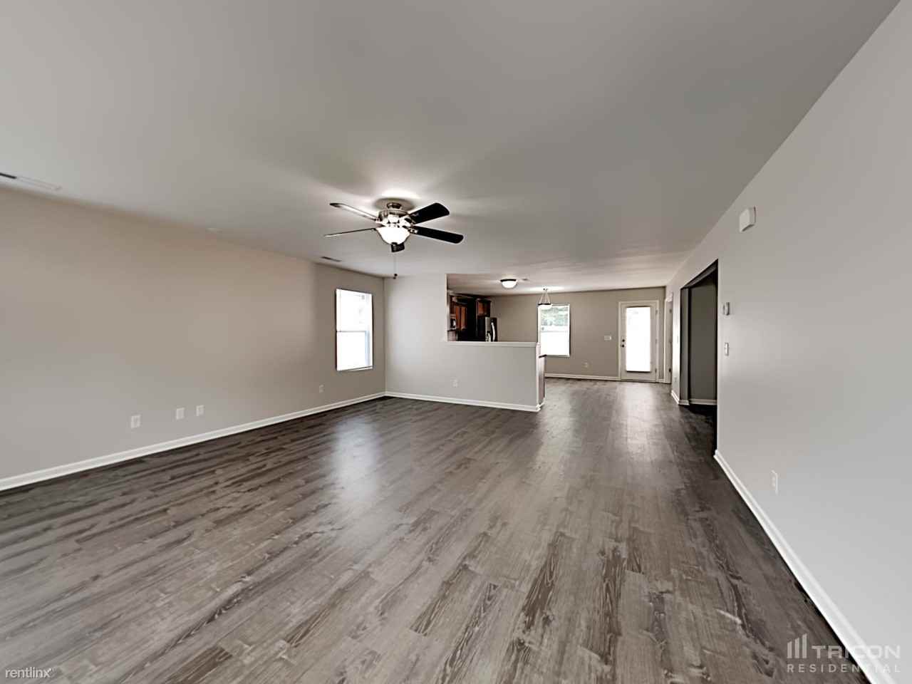 835 Sherman St - Photo 3 of 16