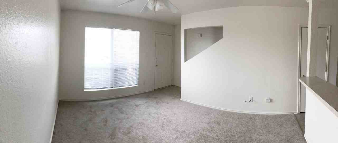 4301 Alan Kent Dr - Photo 3 of 16