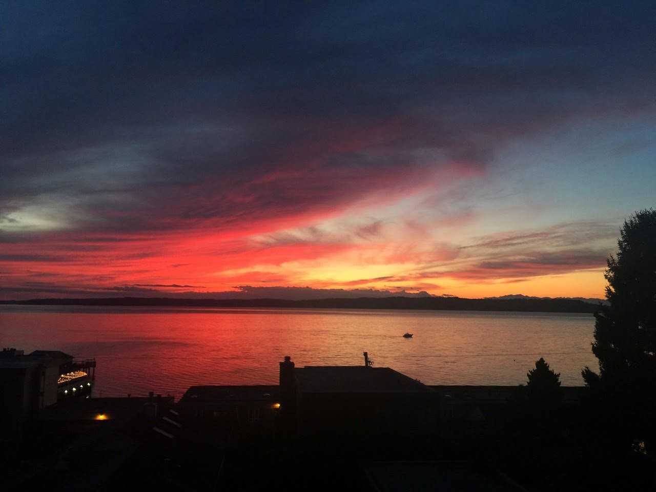 28128 9th Ave S - Photo 3 of 24