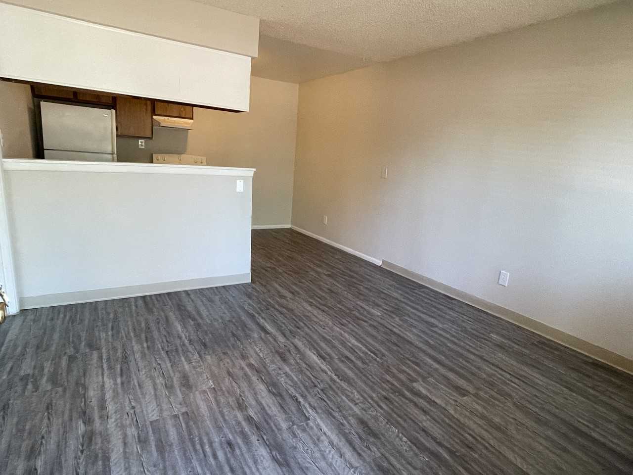 1351 W Saint Marys Rd - Photo 3 of 16