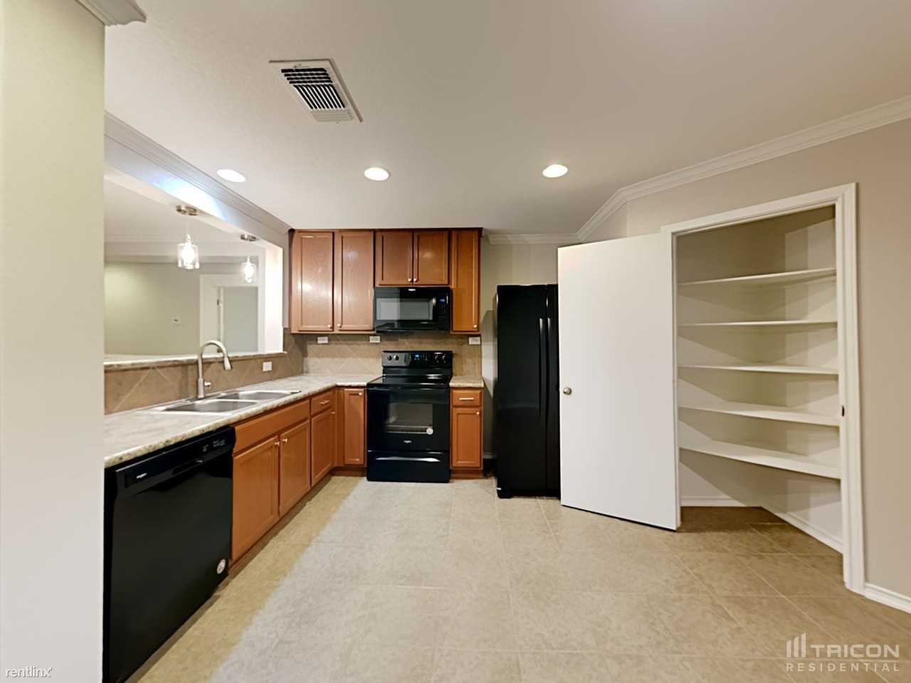 4330 Safe Hbr - Photo 3 of 15