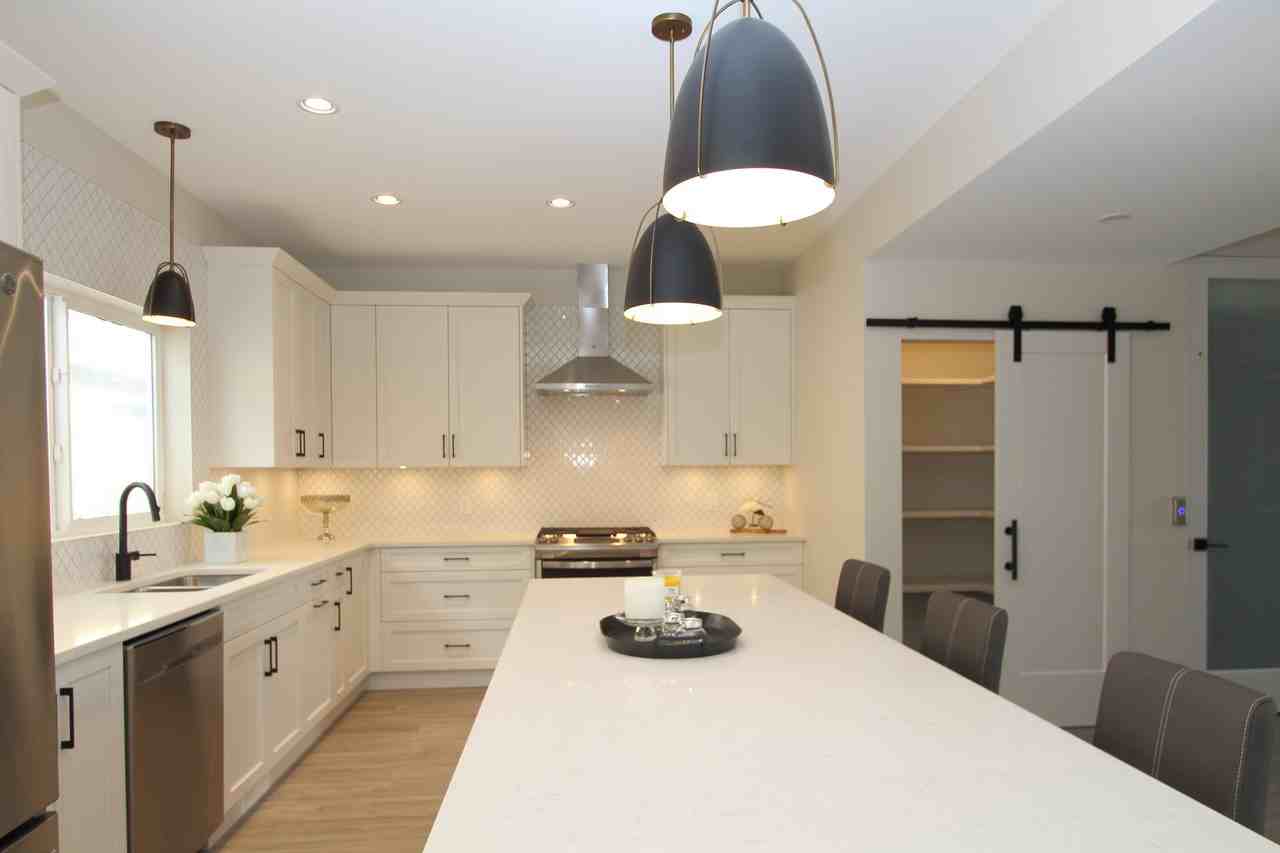 5074 Morrison Crt - Photo 3 of 7