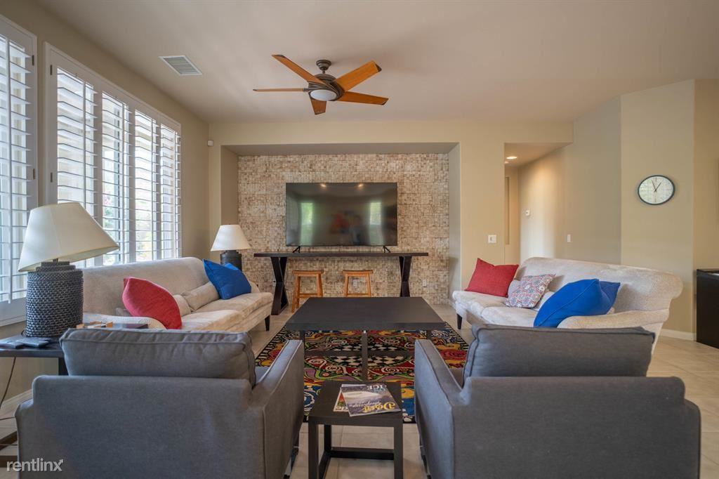 81473 Golden Poppy Way - Photo 2 of 10
