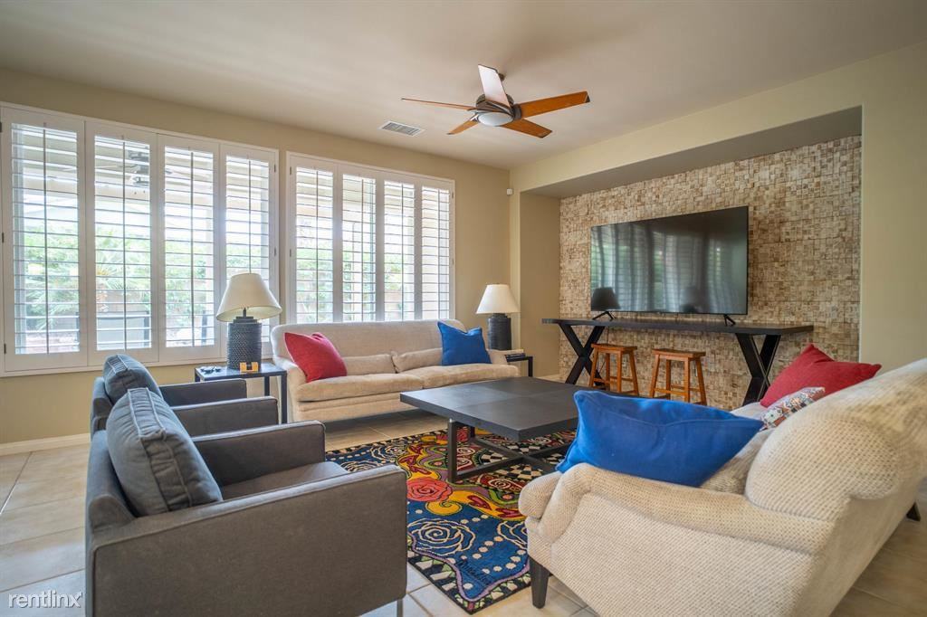 81473 Golden Poppy Way - Photo 3 of 10