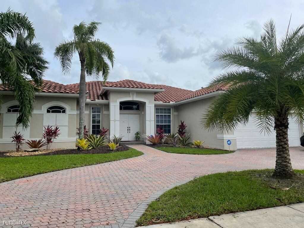 16418 Nw 14th St - Photo 2 of 20