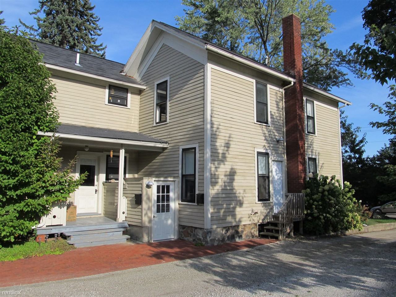 658 W Michigan Ave - Photo 2 of 3