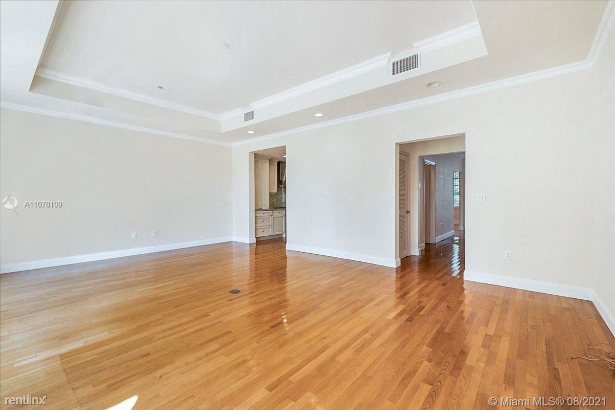 1109 Campo Sano Ave - Photo 2 of 28