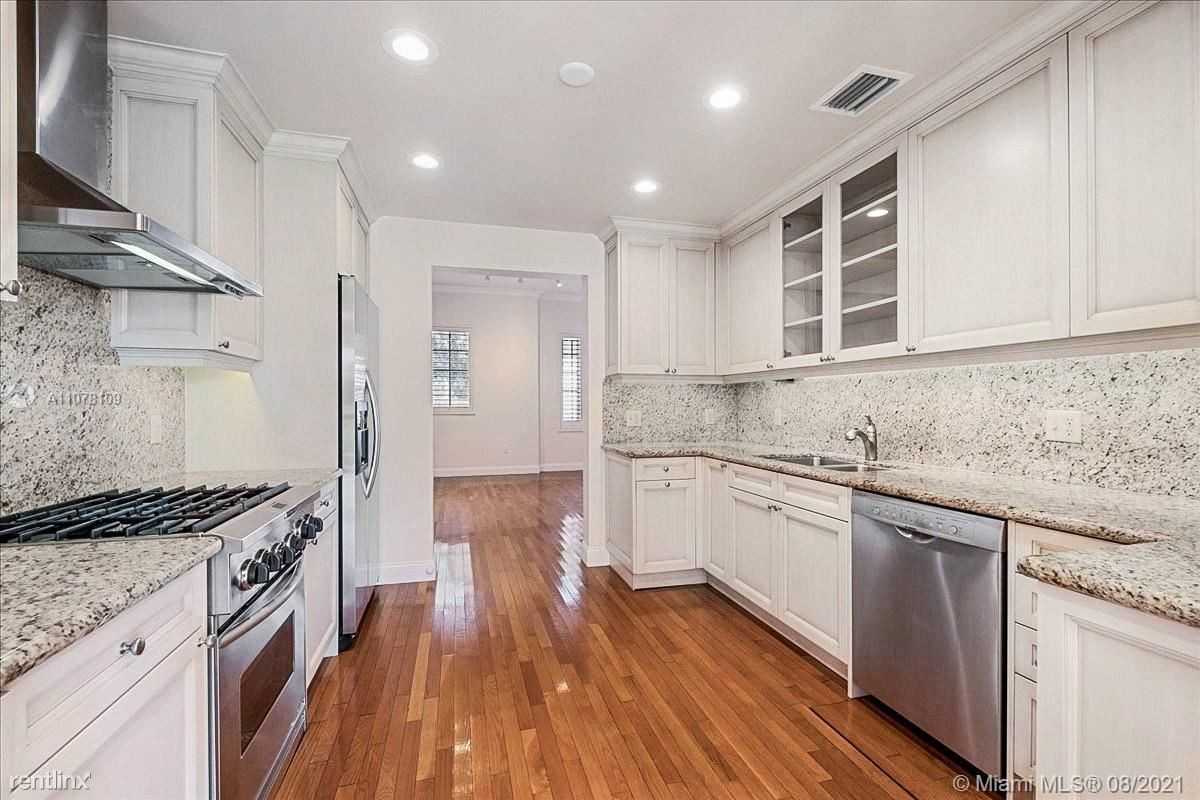 1109 Campo Sano Ave - Photo 3 of 28