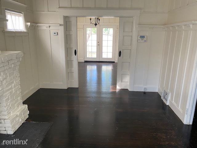 2934 E 23rd St - Photo 3 of 16