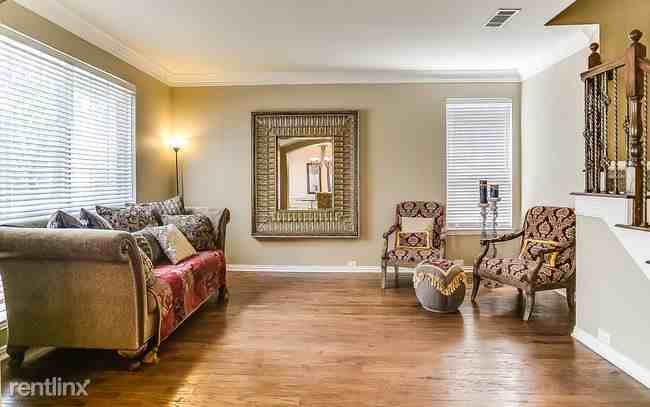 1218 Rainforest Ln - Photo 2 of 26