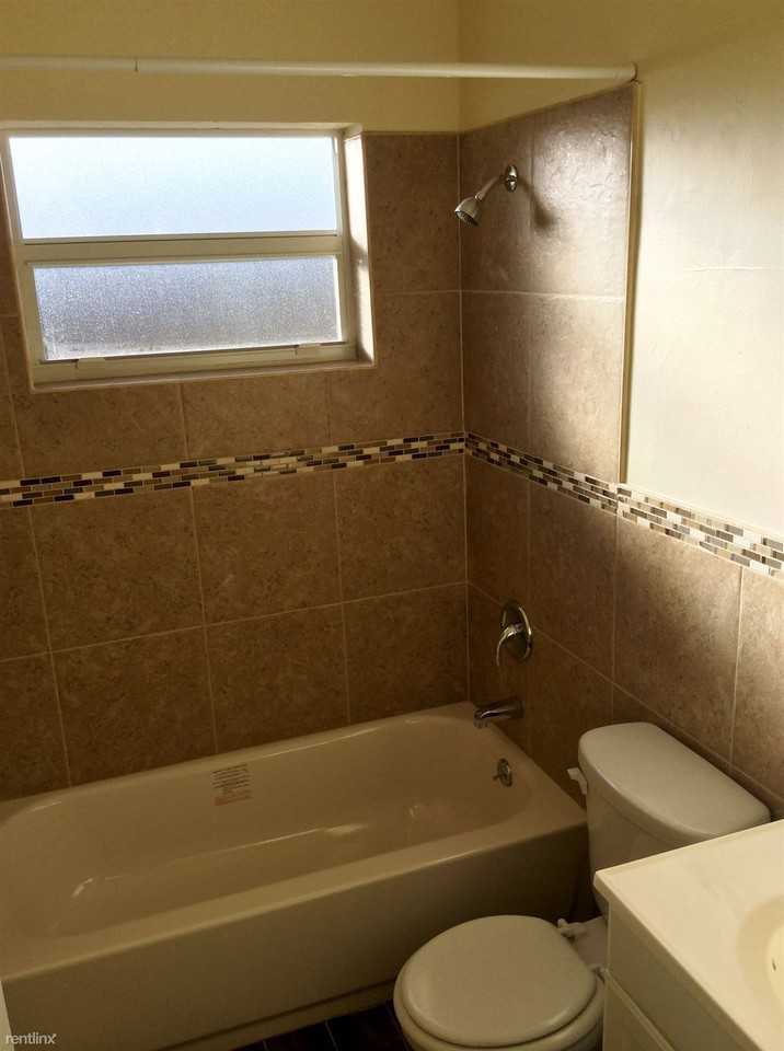 3280 Nw 209th Ter - Photo 3 of 9