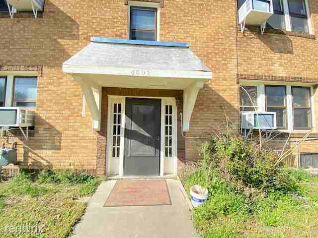 Overlook Apartments - Photo 2 of 7