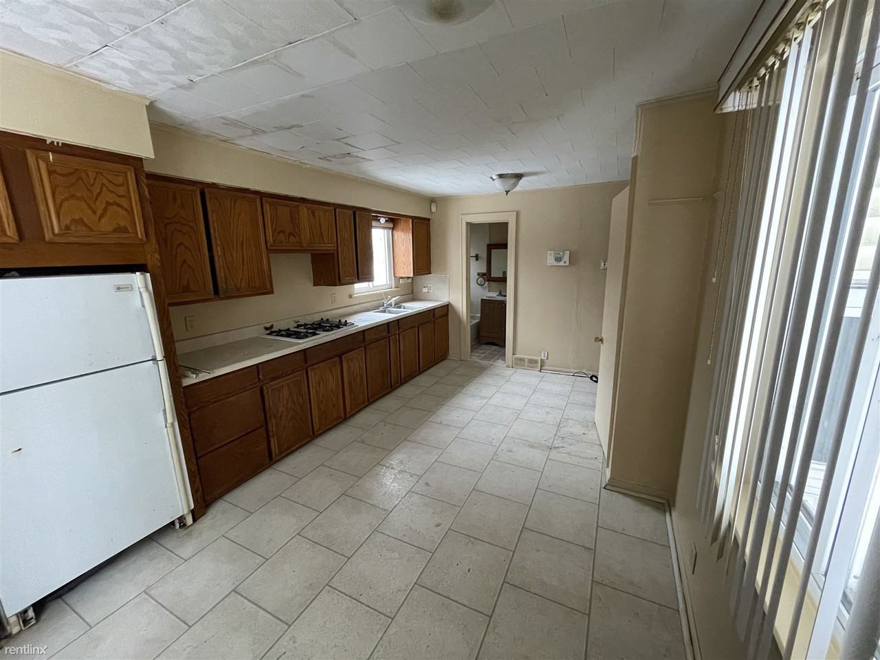 2013 Kansas Ave - Photo 2 of 10
