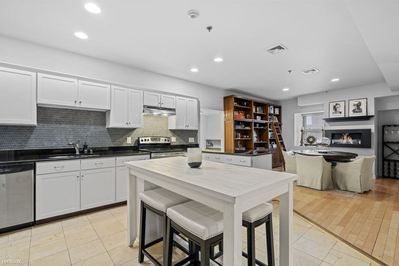 72 Orange St - Photo 2 of 10