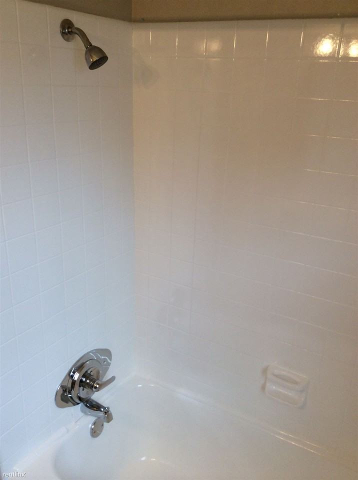 3708 Xenia Ave N - Photo 2 of 13