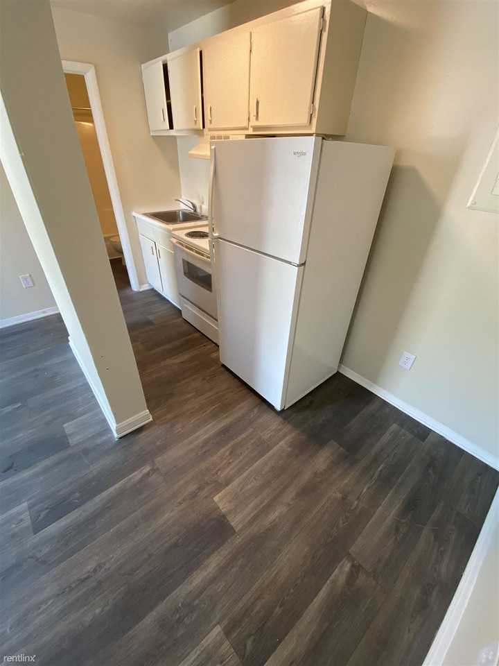 1810 Williamsburg Rd - Photo 2 of 5