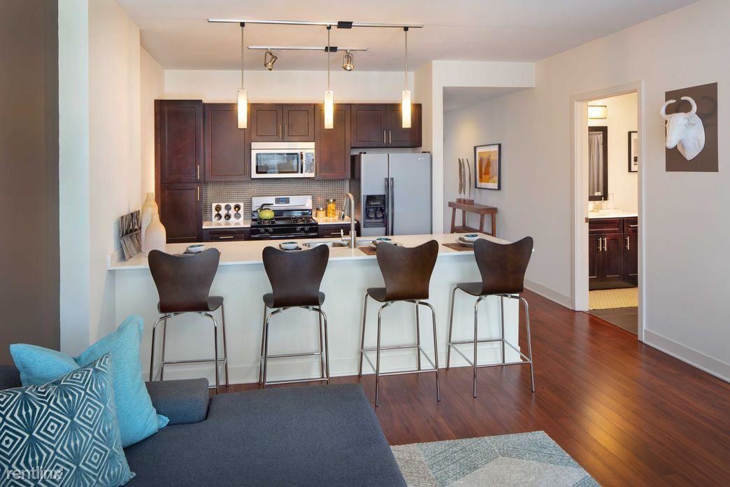 Wells at Division - Photo 2 of 35