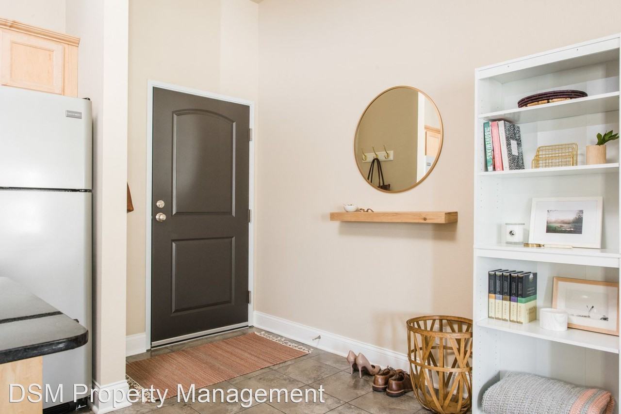 119 Crystal Street - Photo 2 of 14