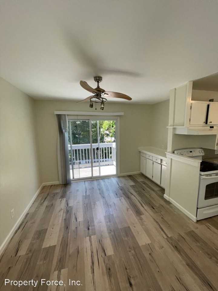 17-25 Devonshire Blvd - Photo 3 of 17