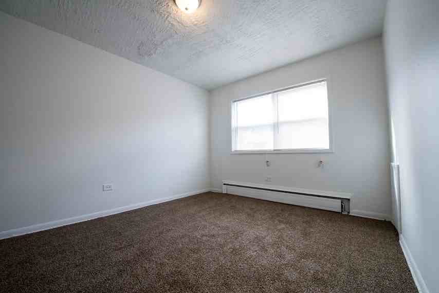 5019 W Jackson Blvd - Photo 2 of 6
