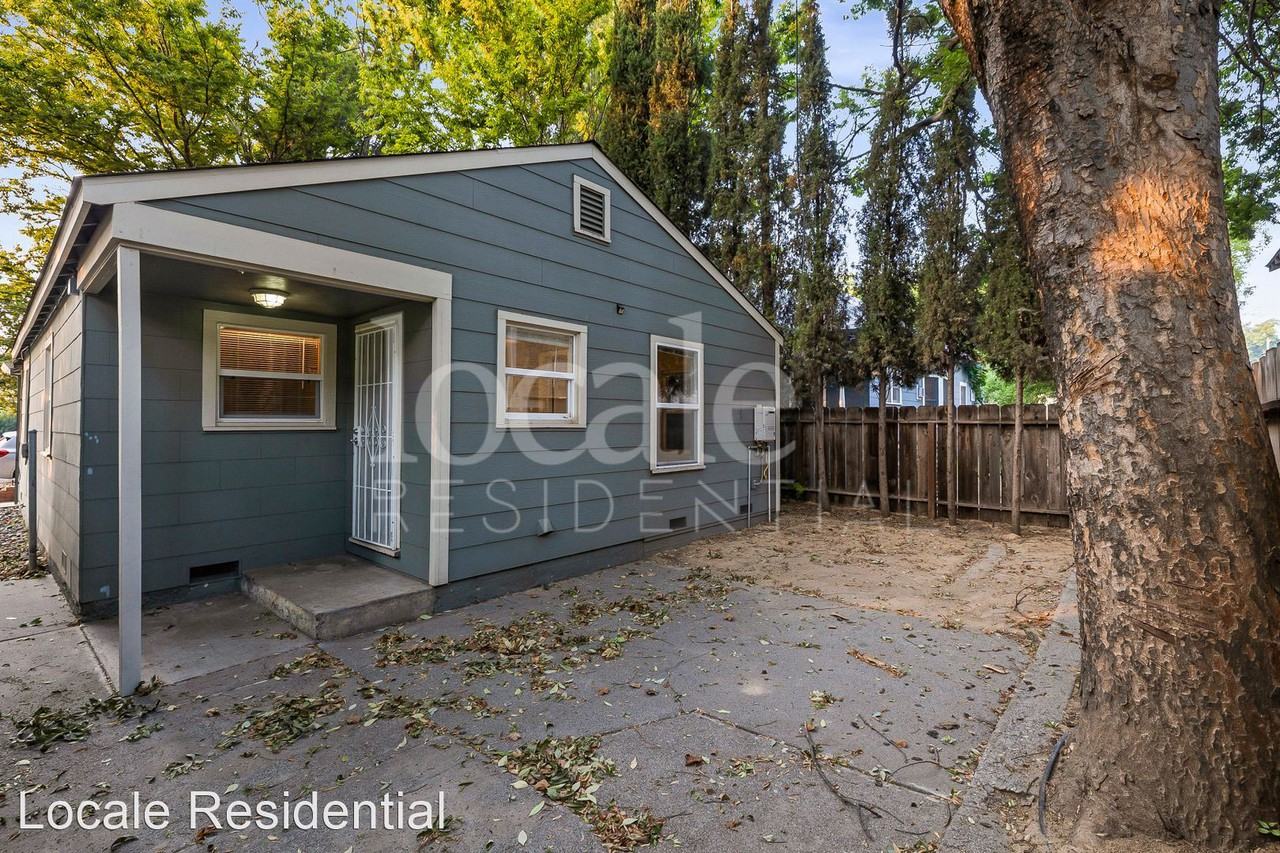 821 W 4th St - Photo 3 of 16