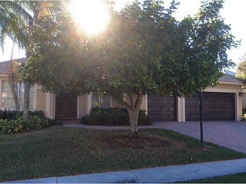 12428 Rockledge Cir - Photo 2 of 9