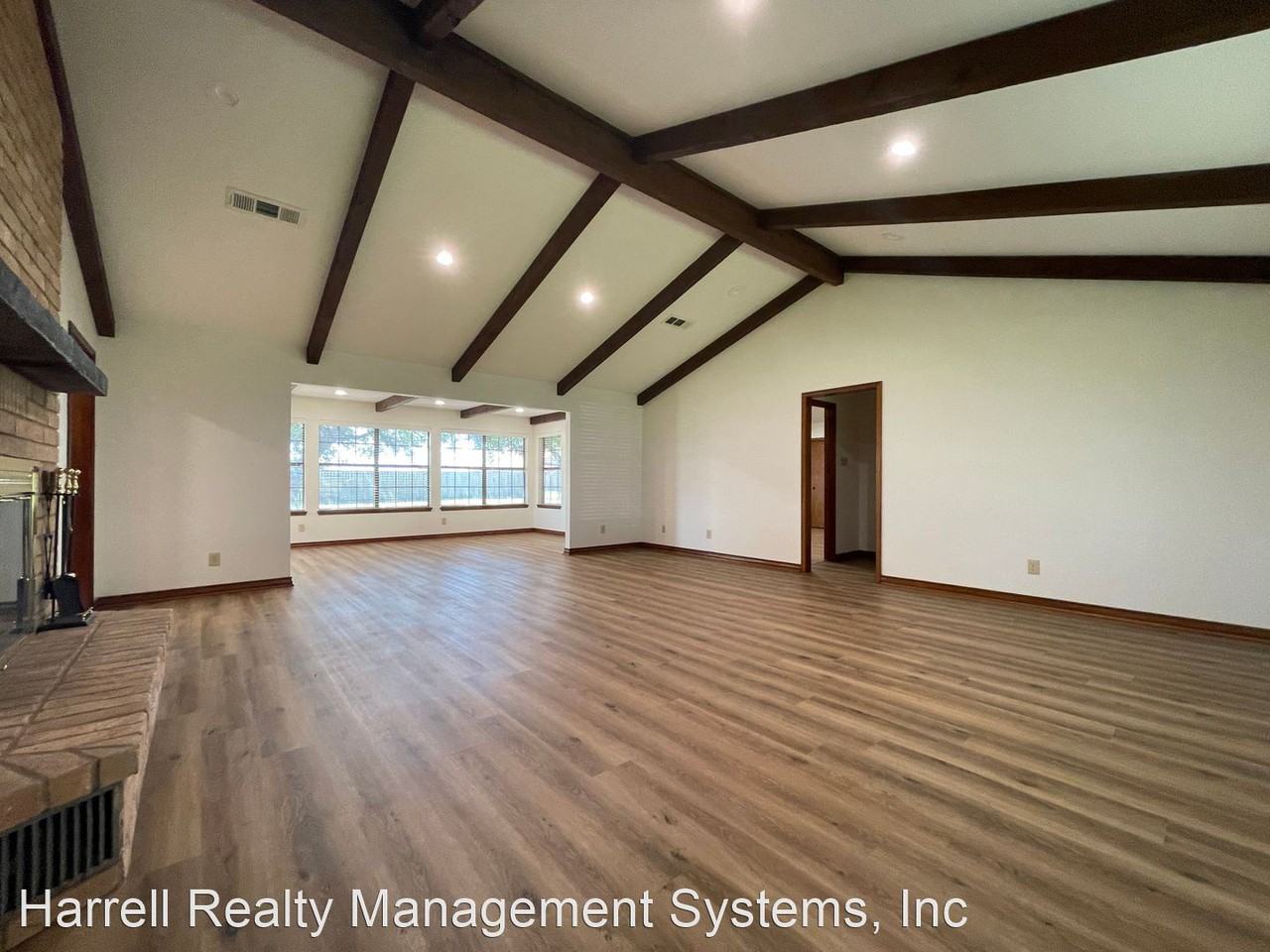 1269 Speegleville Rd - Photo 2 of 14