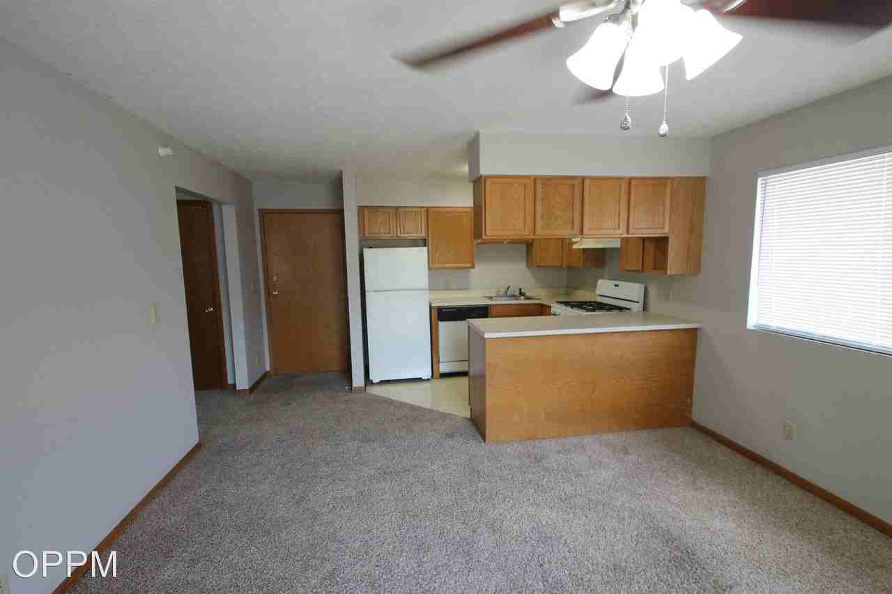 8240 Blondo St - Photo 2 of 38