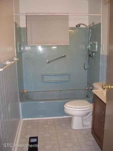 804 E Jefferson St - Photo 2 of 26