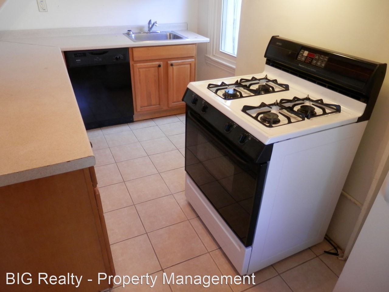 375 Church St - Photo 2 of 13