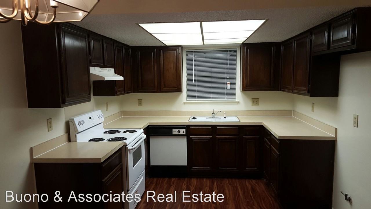 6470 Argo St - Photo 3 of 12