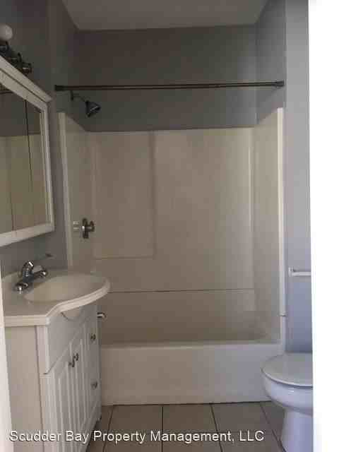 27 Collins ave - Photo 2 of 12