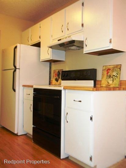 321 Prairiewood Cir S #102 - Photo 3 of 9