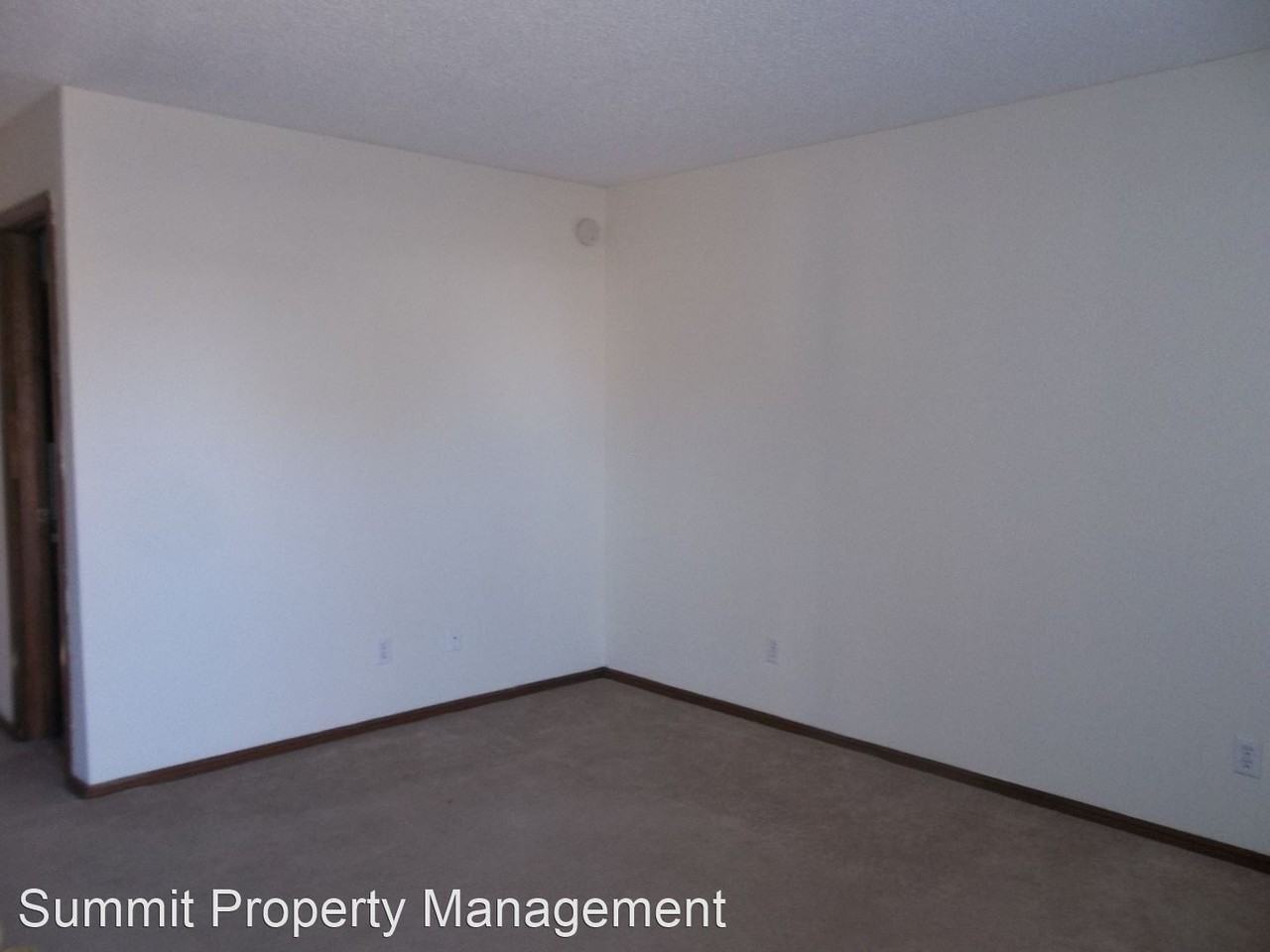 1-2 1123 E. 5th St. - Photo 3 of 11