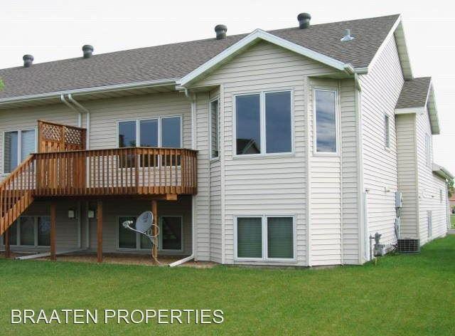 3306 23rd Ave S #1 - Photo 3 of 4