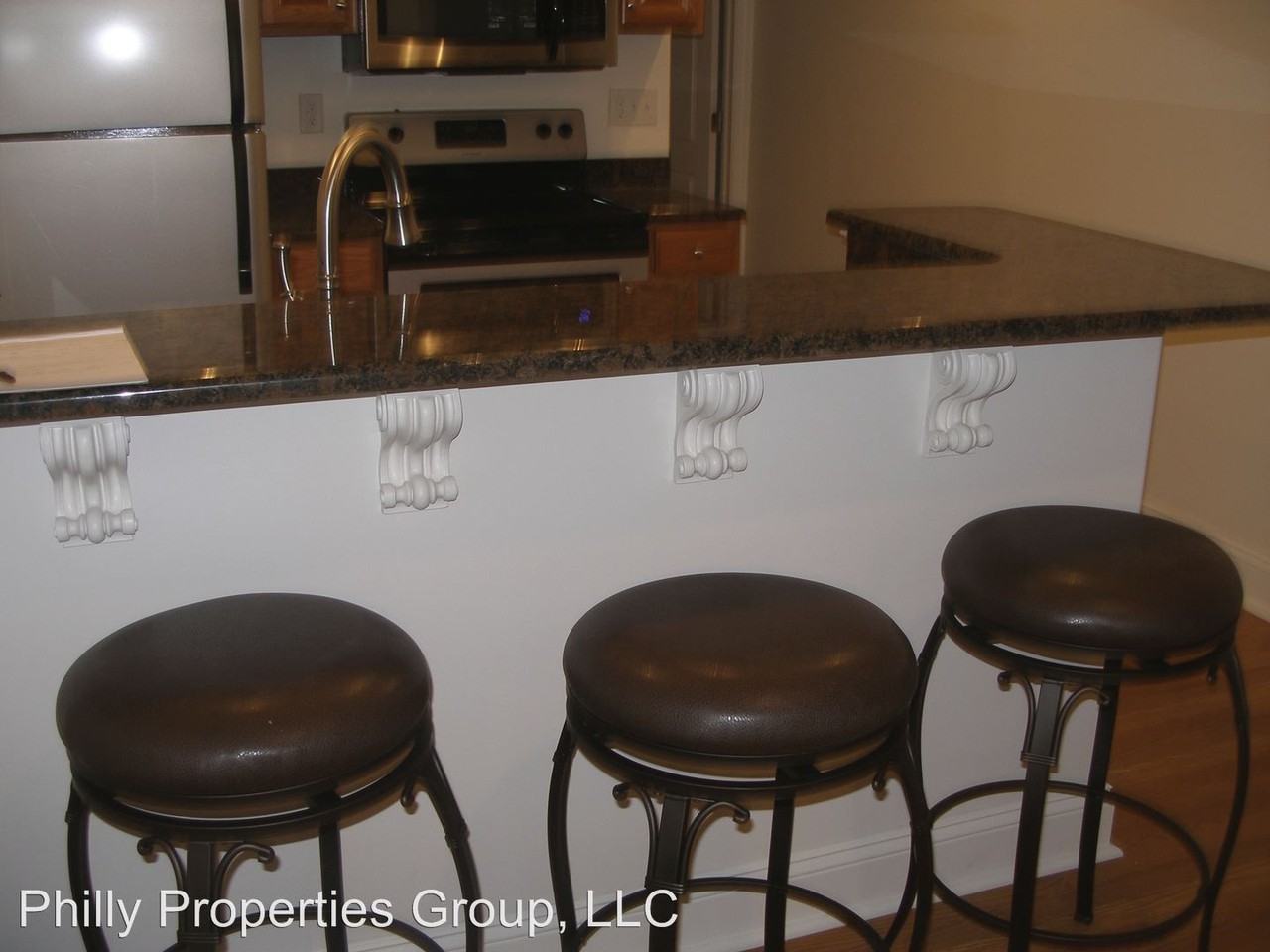 1208 W. Dauphin Street 1 - Photo 3 of 9