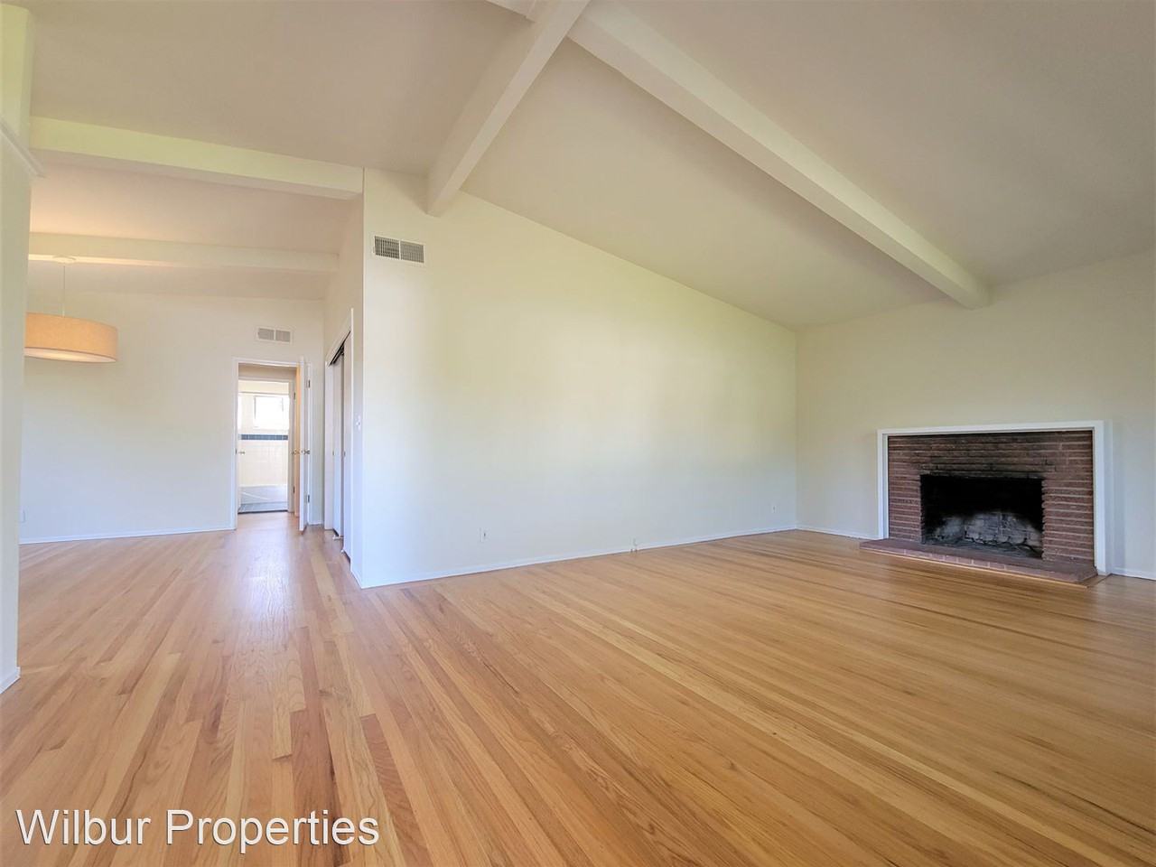 369 Anna Ave - Photo 2 of 16