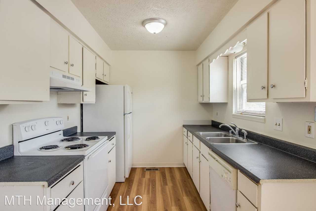 Alton Duplexes Fryar Family 716, 718, 722, 724 Alton Apartments in