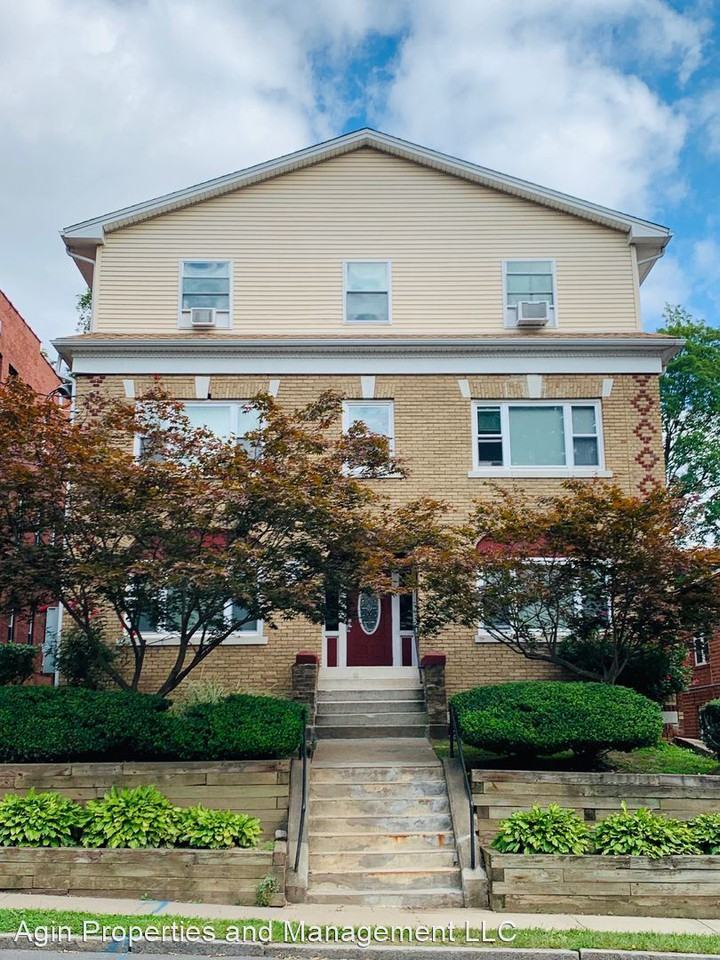 MULTIFAMILY 6 APARMENTS BUILDING 224 S Whitney St, Hartford, CT 06105