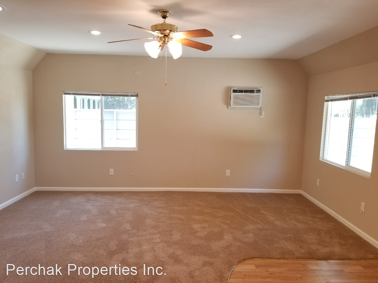 2261 Loch Ln - Photo 2 of 9