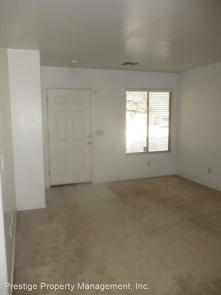 6826 S Creek Run Ave - Photo 3 of 19
