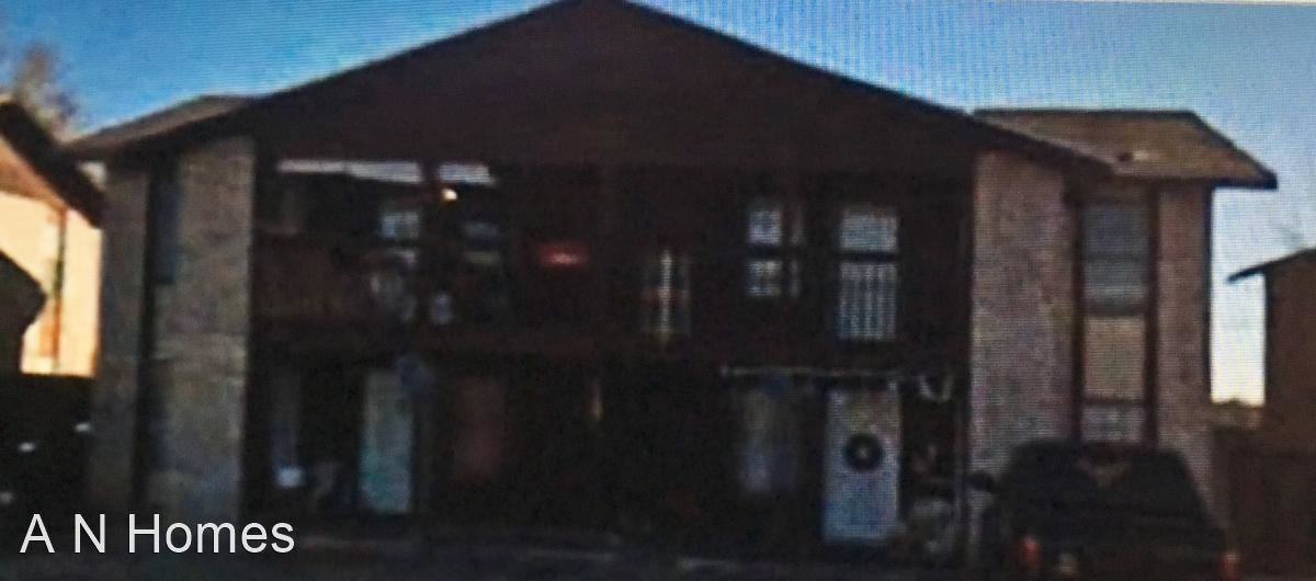 1308 N Carol - Photo 3 of 10