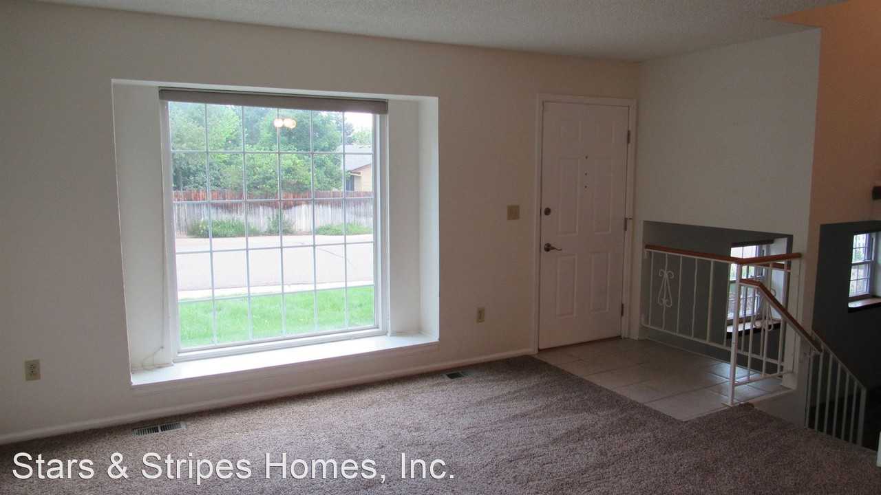 8792 W Nichols Dr - Photo 2 of 13