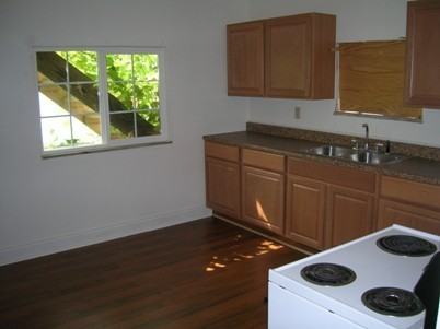 105 N 14th St - Photo 3 of 6