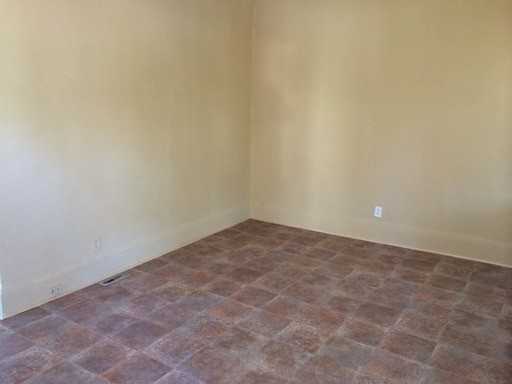 2717 W Lapham St - Photo 3 of 10